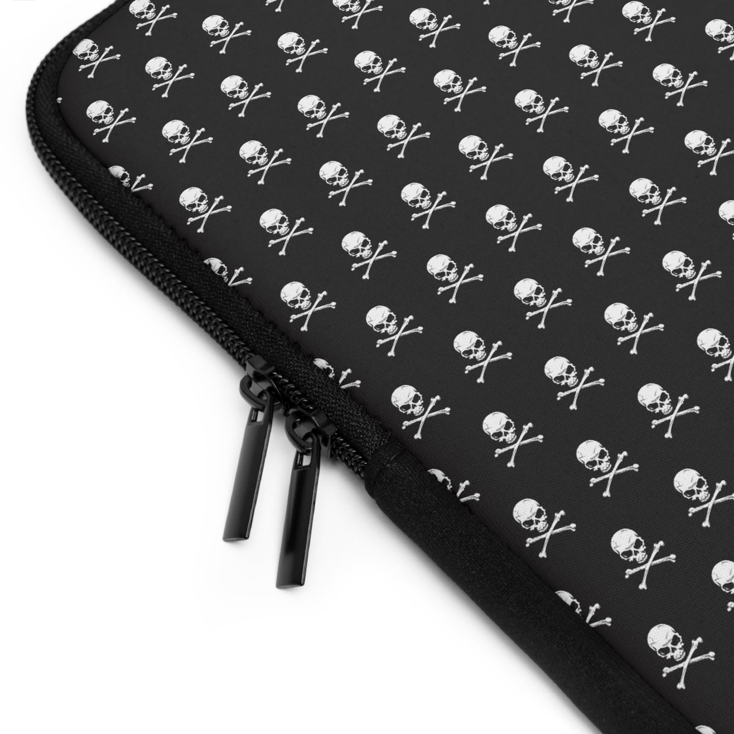 Skull & Crossbones Laptop Sleeve