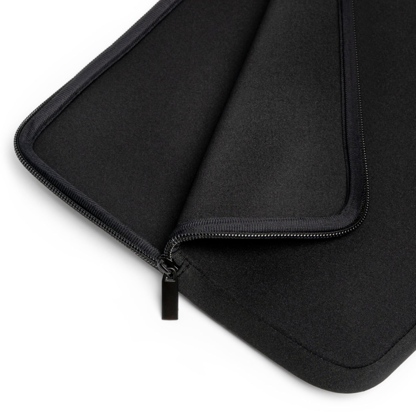 Skull & Crossbones Laptop Sleeve