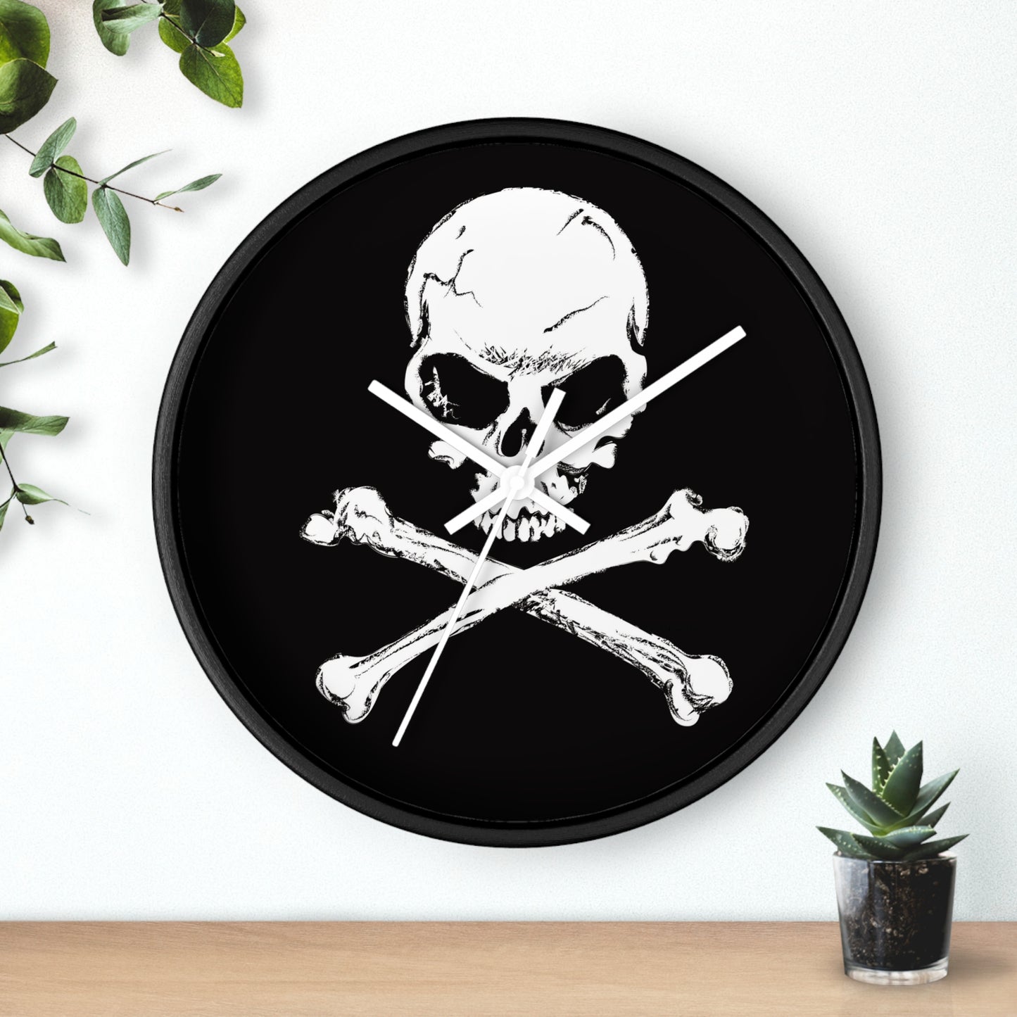 Skull & Crossbones Clock