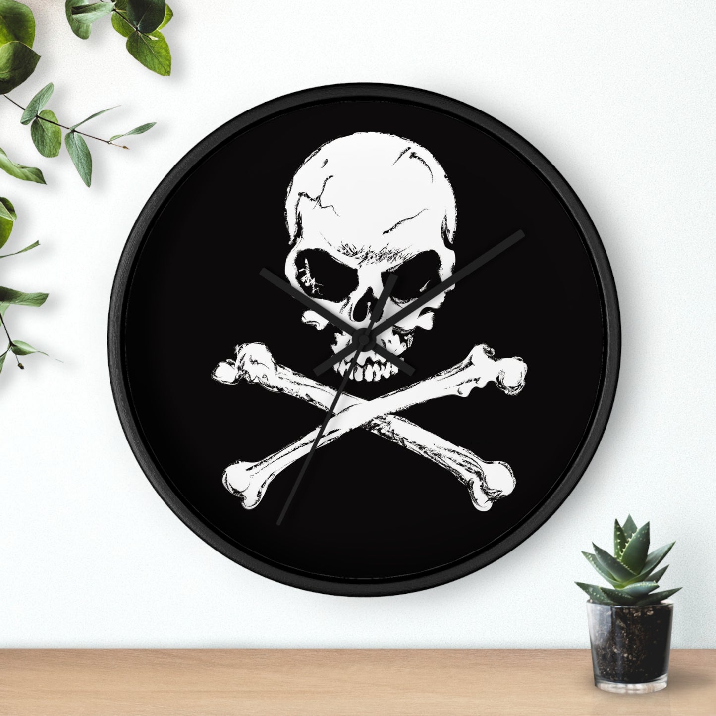 Skull & Crossbones Clock